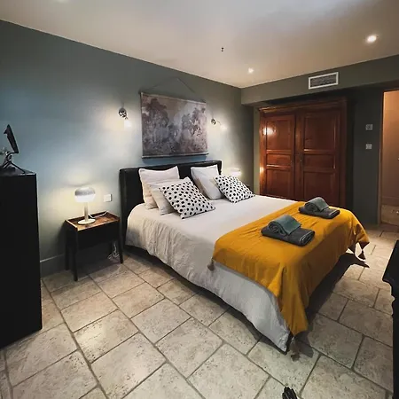 Au Bout Du Pre Gæstehus 3*